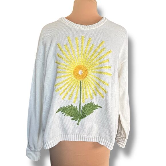 Tiny White Knit Sweater Yellow Sunburst Flower Embroidery Crewneck Pullover - Picture 2 of 8
